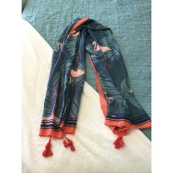 Lulla Collection by Bindya Flamingo scarf with tassels 34 x 74 - Picture 2 of 4